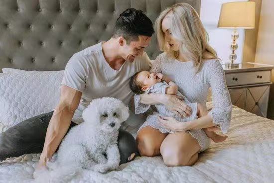 寶媽喂奶的時(shí)候經(jīng)常做這四件事，那寶寶的腹瀉就不可能避免！